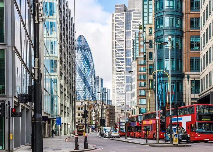 Brand New Flat In Central London With Car Park