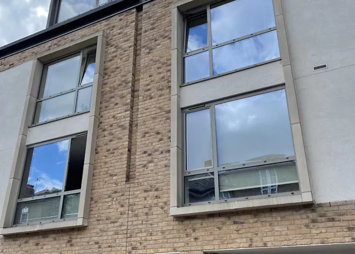 Brand New Flat In Central London With Car Park